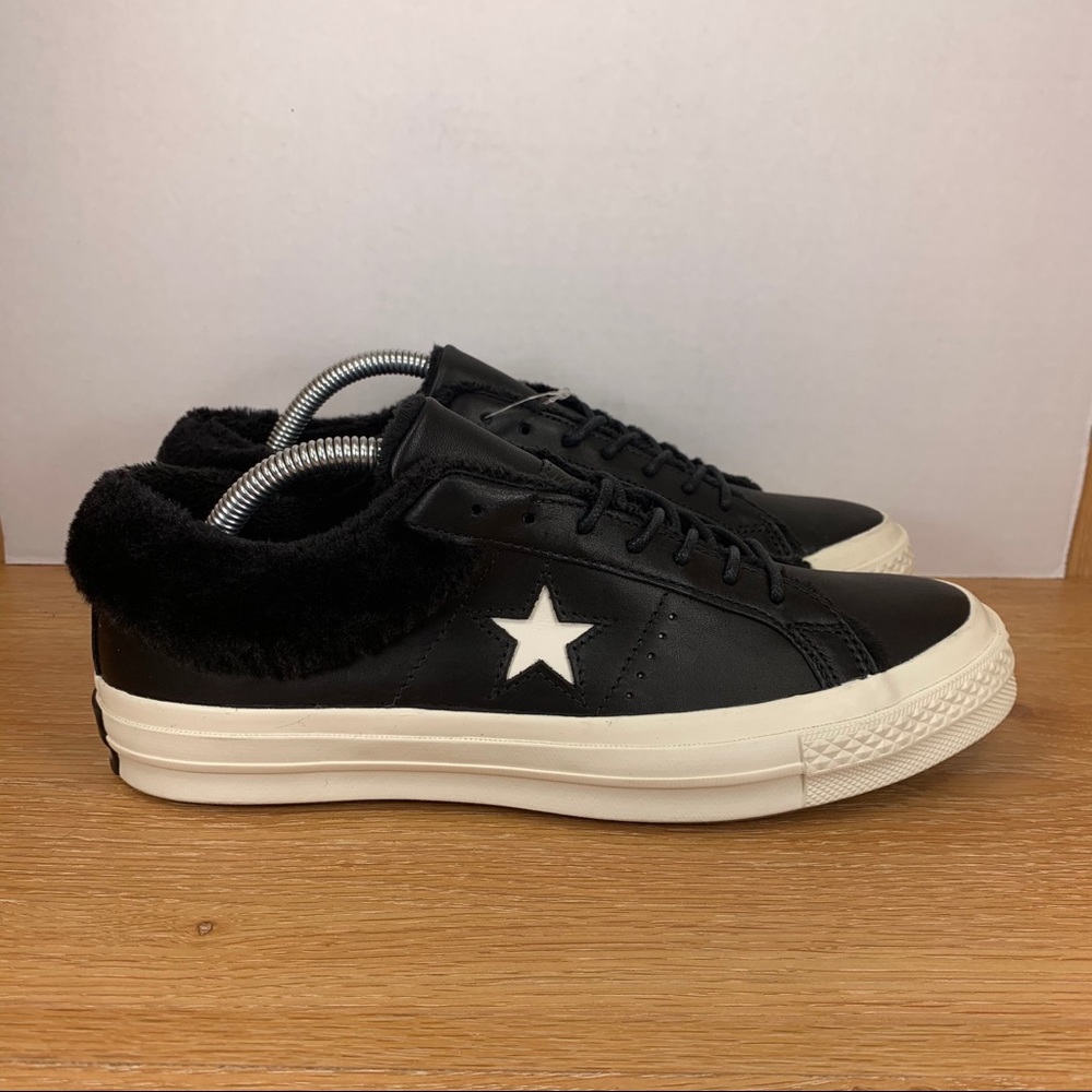 Converse One Star Ox Leather Faux Fur Trim Women Sneaker - Picture 1 of 7